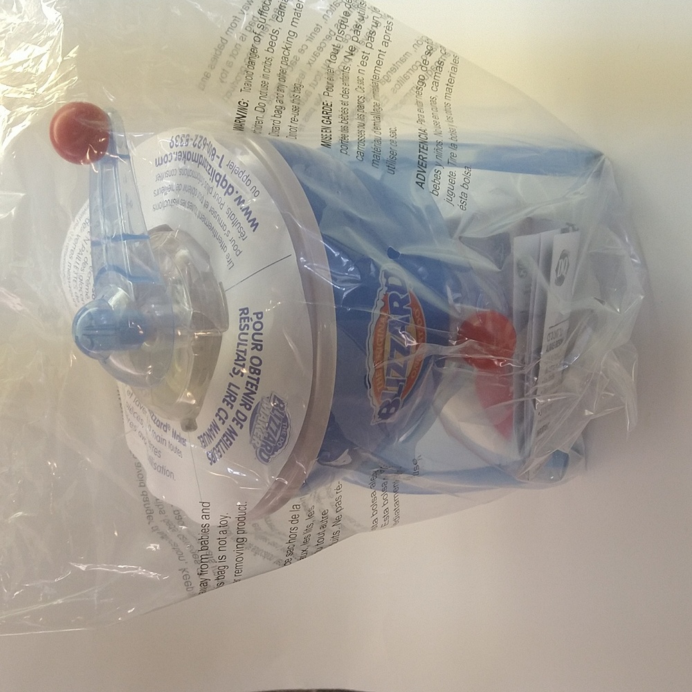 DQ Blizzard Maker - Picture 3 of 3